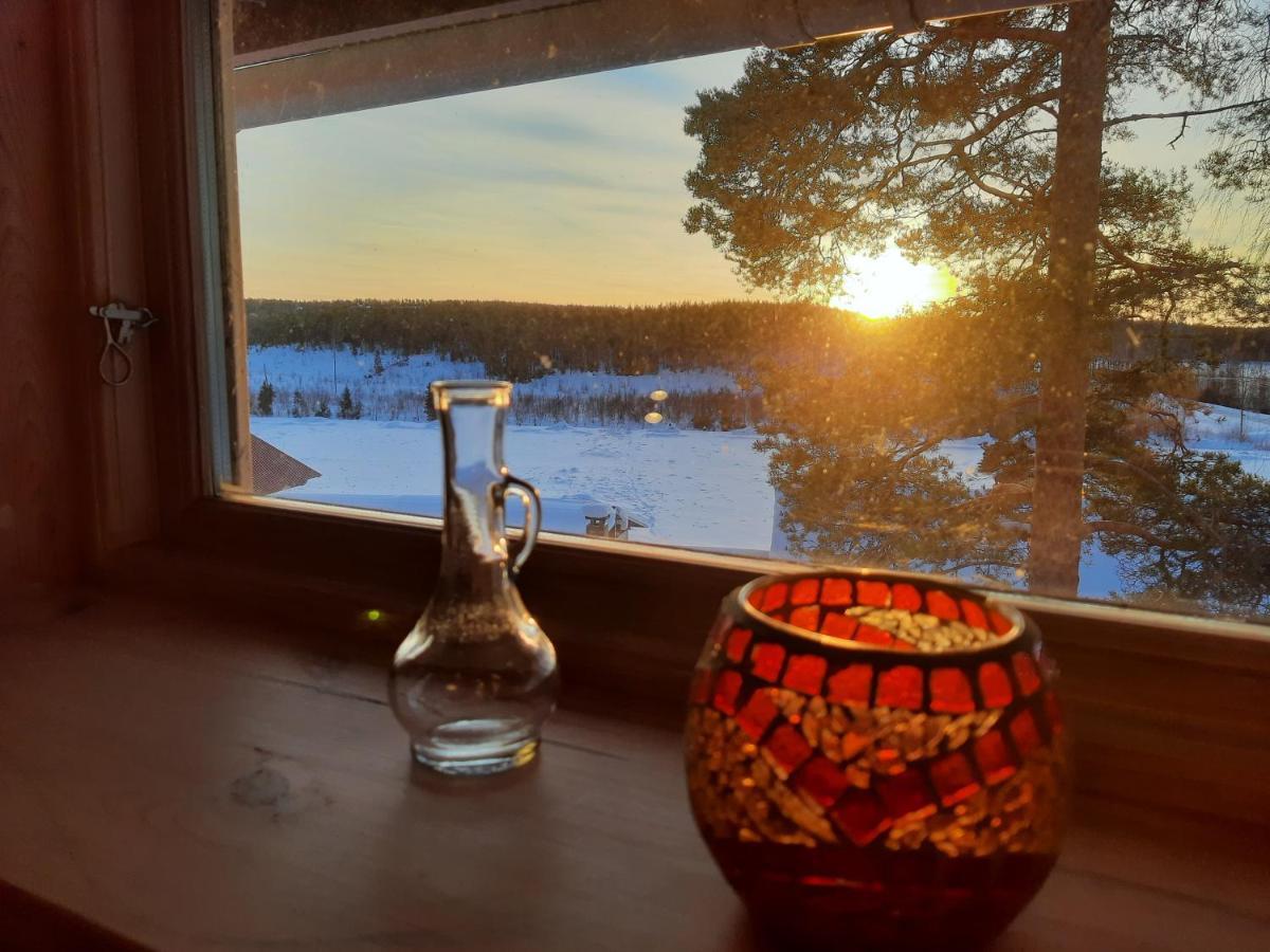 Kalix Riverside Inn, Farm Timbering 외부 사진