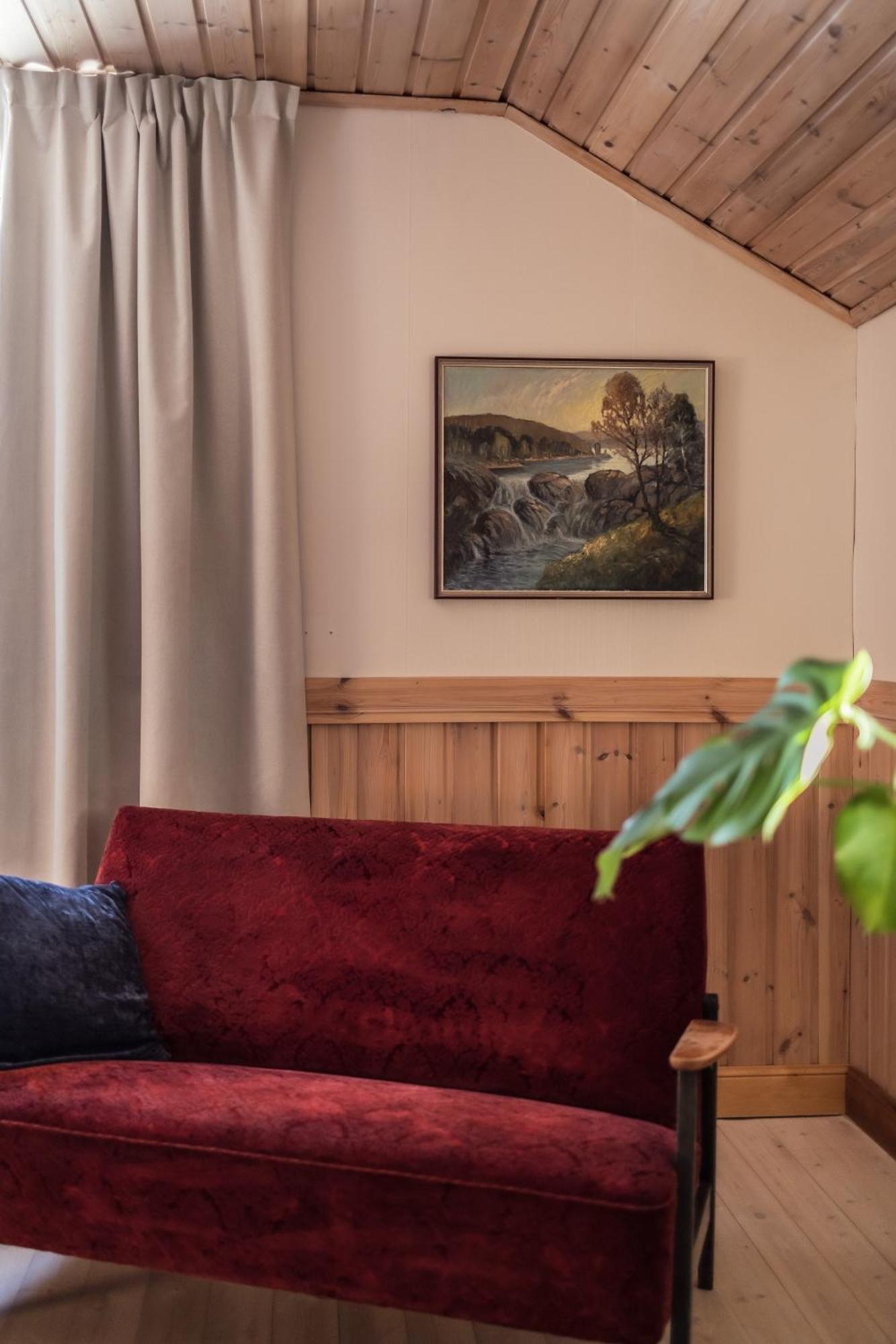 Kalix Riverside Inn, Farm Timbering 외부 사진